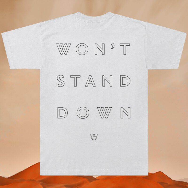 T shirt stand outlet